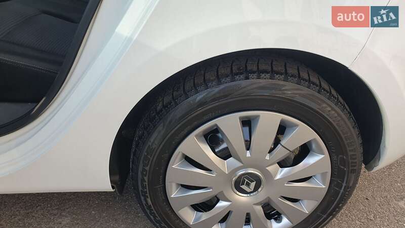 Хетчбек Renault Clio 2012 в Києві