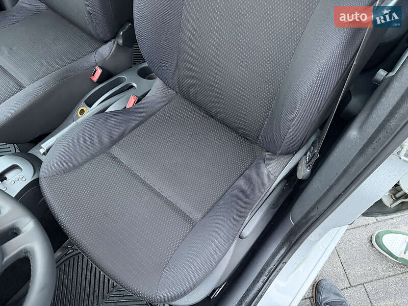 Універсал Renault Clio 2007 в Луцьку фото 47 Універсал Renault Clio 2007 в Луцьку