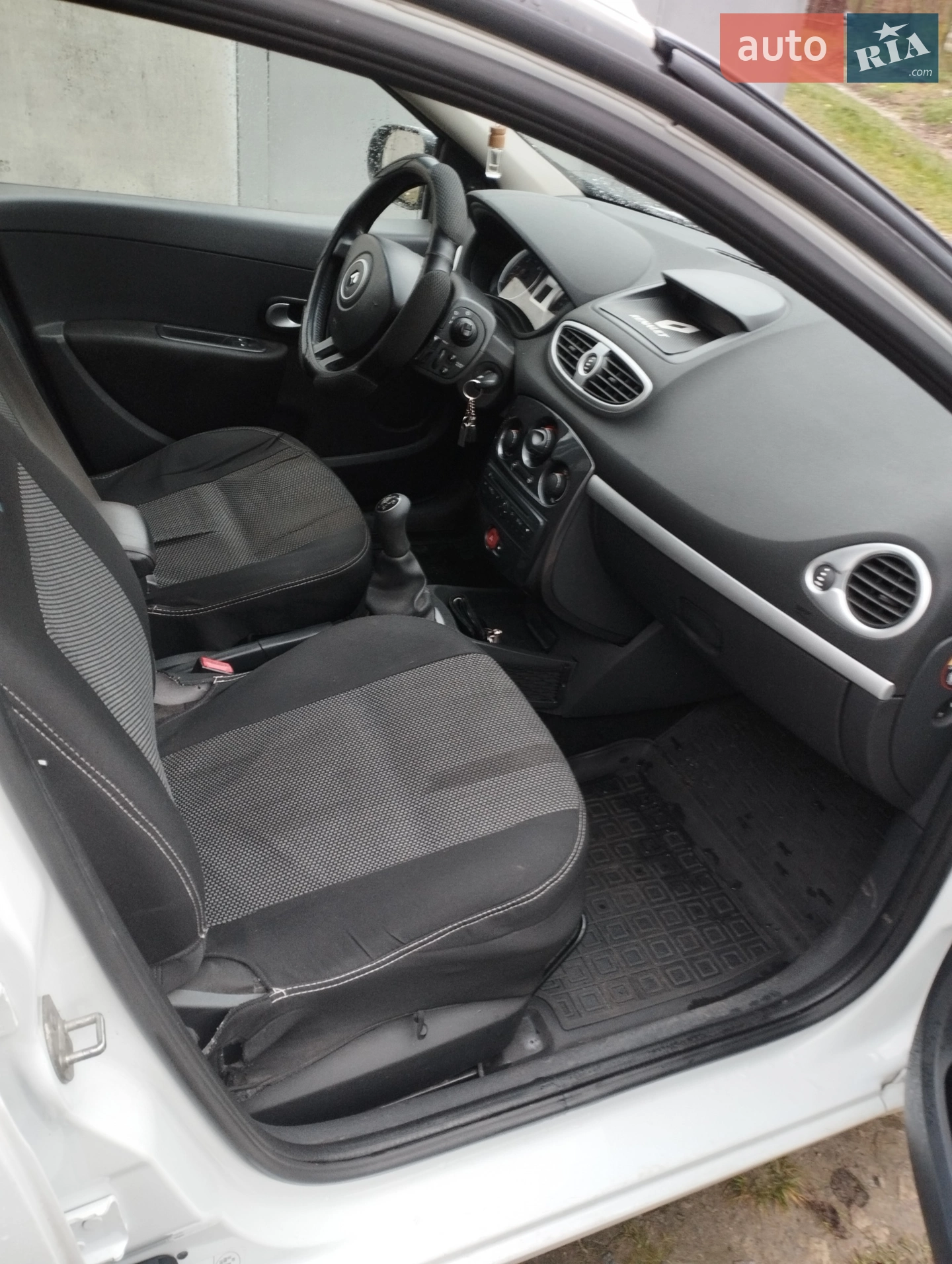 2012 Renault Clio - мініатюра 8