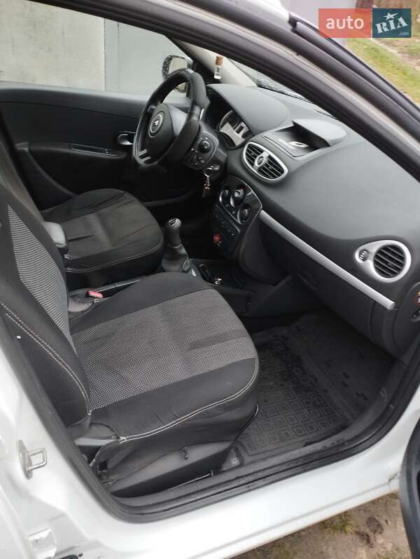 Универсал Renault Clio 2012 в Броварах