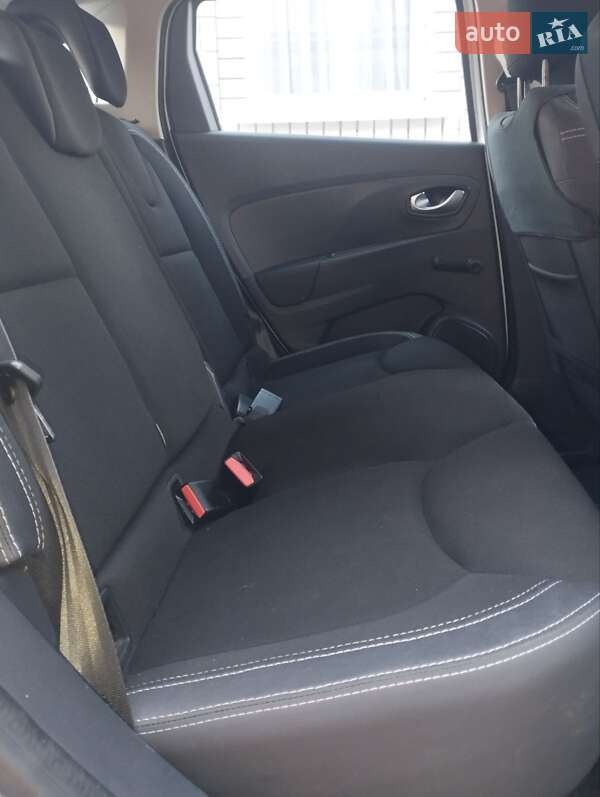 Универсал Renault Clio 2018 в Звягеле