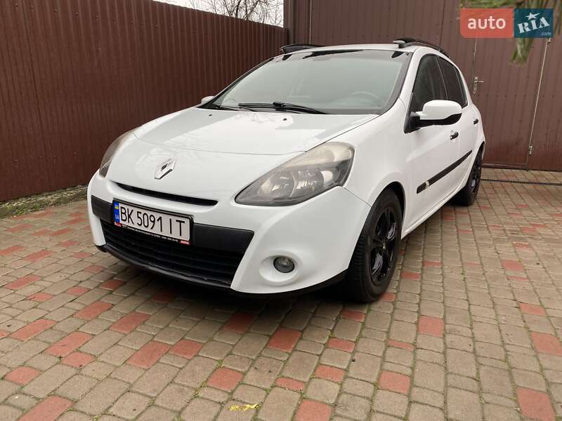 Хетчбек Renault Clio 2011 в Рівному фото 2 Хетчбек Renault Clio 2011 в Рівному