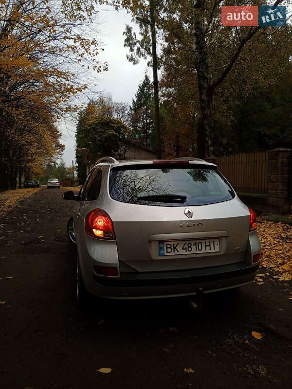 Универсал Renault Clio 2012 в Рокитном