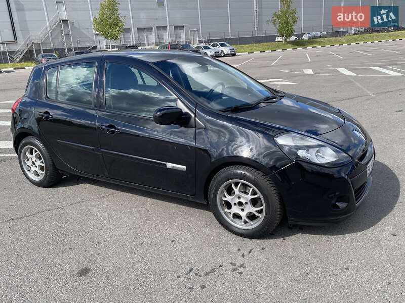 Хетчбек Renault Clio 2012 в Рівному