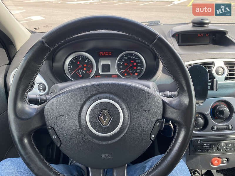 Хетчбек Renault Clio 2012 в Рівному