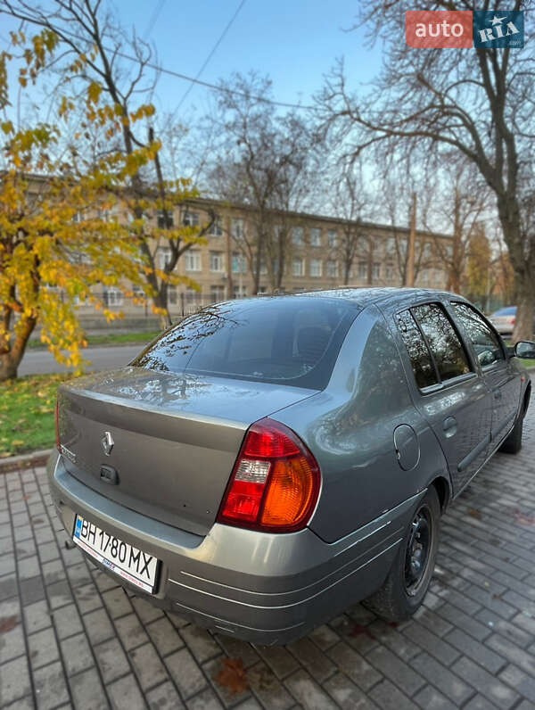 Хэтчбек Renault Clio 2001 в Одессе