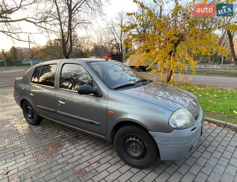 Хэтчбек Renault Clio 2001 в Одессе