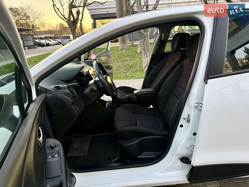 Хэтчбек Renault Clio 2014 в Одессе