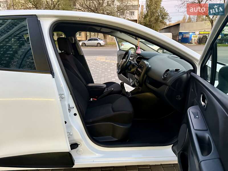 Хэтчбек Renault Clio 2014 в Одессе