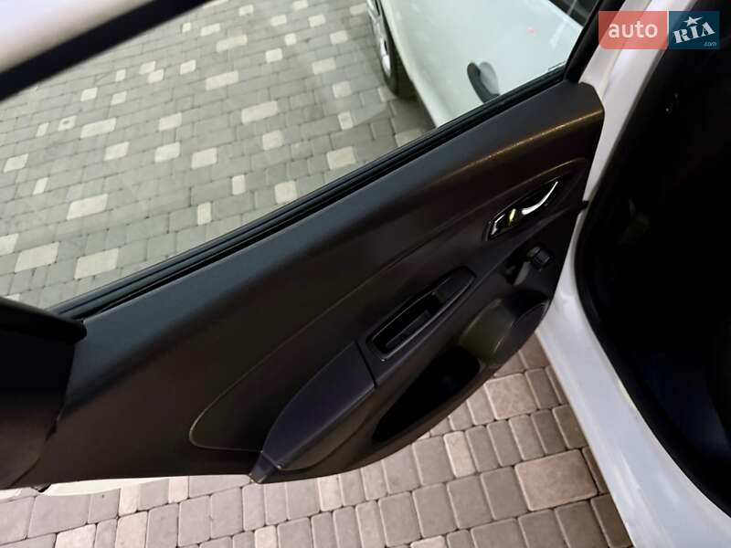 Хэтчбек Renault Clio 2014 в Одессе