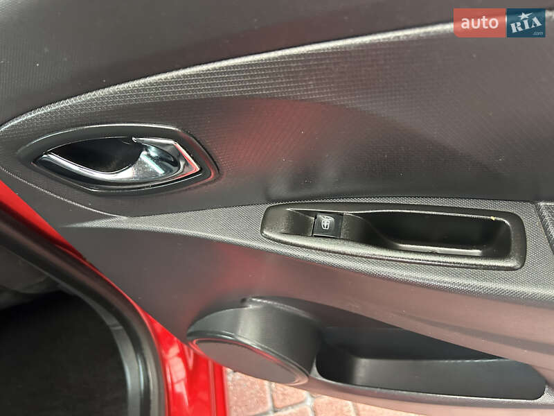 Хетчбек Renault Clio 2015 в Білій Церкві фото 56 Хетчбек Renault Clio 2015 в Білій Церкві