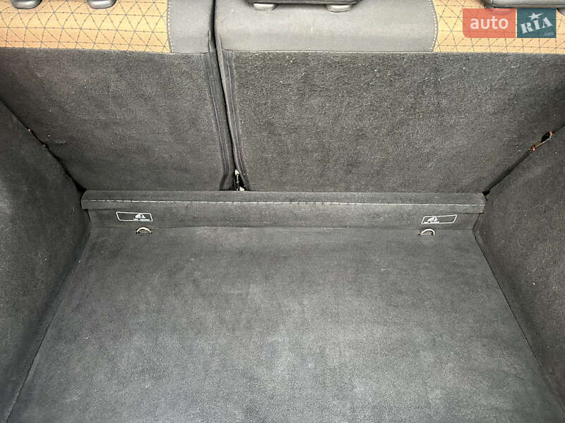 Хетчбек Renault Clio 2013 в Стрию фото 96 Хетчбек Renault Clio 2013 в Стрию