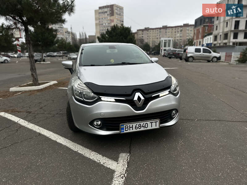 Хэтчбек Renault Clio 2015 в Одессе