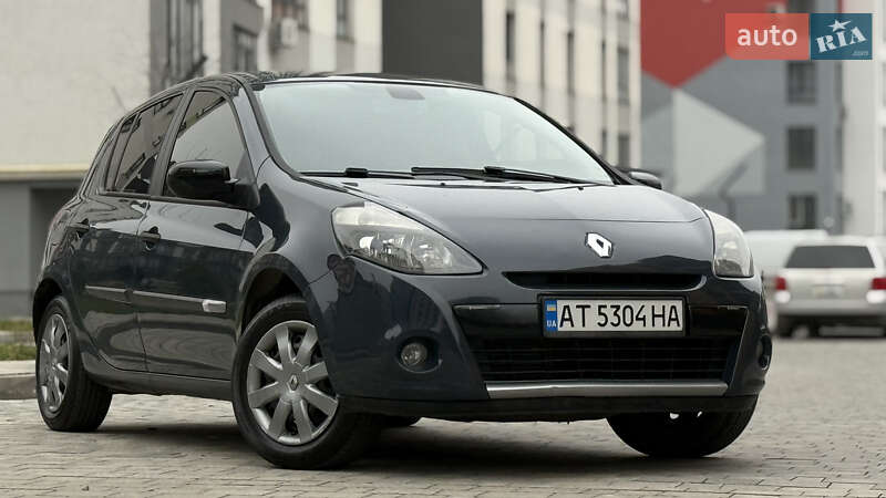 Хэтчбек Renault Clio 2012 в Ивано-Франковске