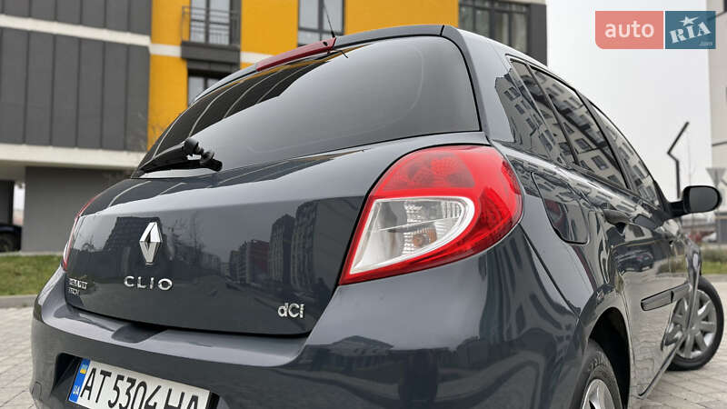 Хэтчбек Renault Clio 2012 в Ивано-Франковске