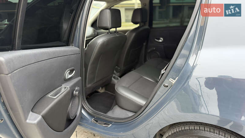 Хэтчбек Renault Clio 2012 в Ивано-Франковске