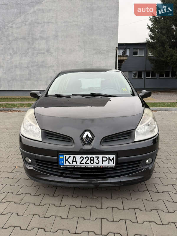 Хэтчбек Renault Clio 2007 в Луцке
