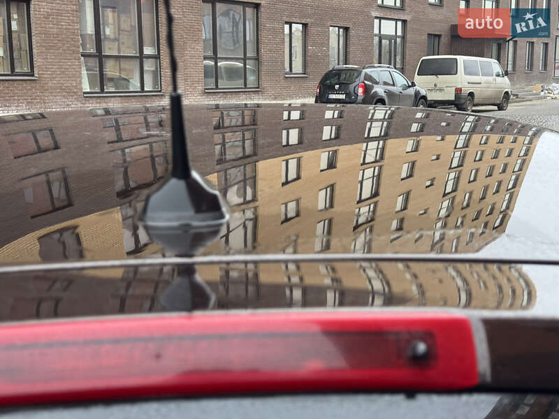 Хетчбек Renault Clio 2011 в Острозі фото 6 Хетчбек Renault Clio 2011 в Острозі