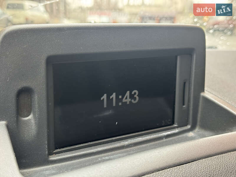 Хетчбек Renault Clio 2011 в Острозі фото 15 Хетчбек Renault Clio 2011 в Острозі