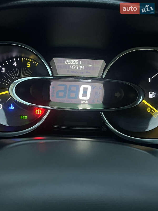 Универсал Renault Clio 2013 в Ивано-Франковске