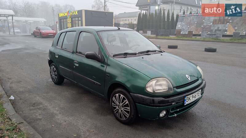 Хэтчбек Renault Clio 2000 в Ровно