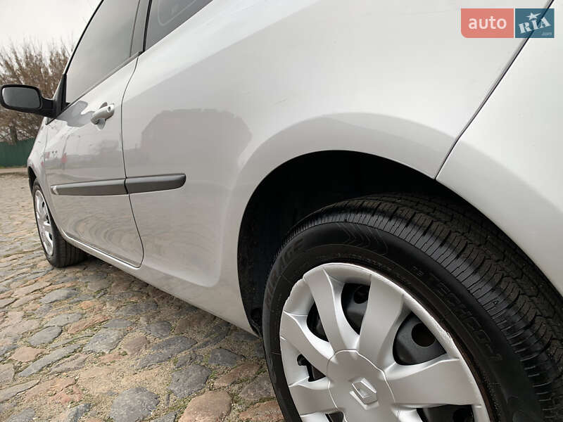 Хетчбек Renault Clio 2008 в Білій Церкві фото 14 Хетчбек Renault Clio 2008 в Білій Церкві