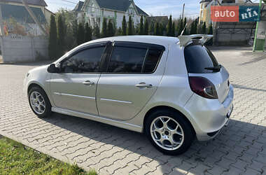 Хэтчбек Renault Clio 2011 в Кицмани