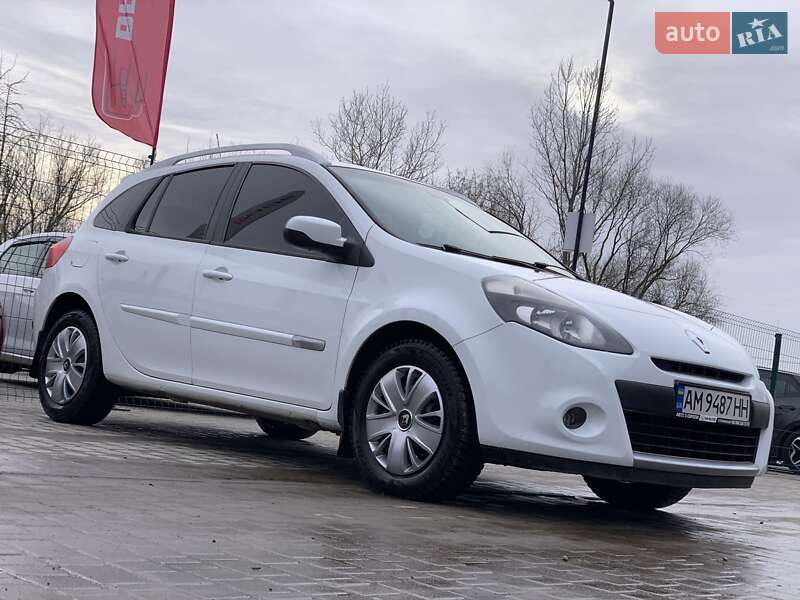 Хэтчбек Renault Clio 2012 в Бердичеве