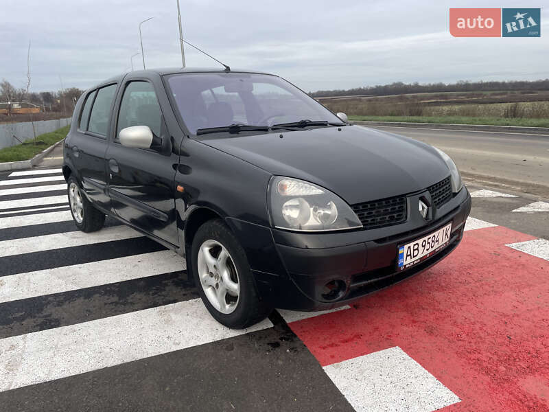 Renault Clio 1999 Renault Clio 1999