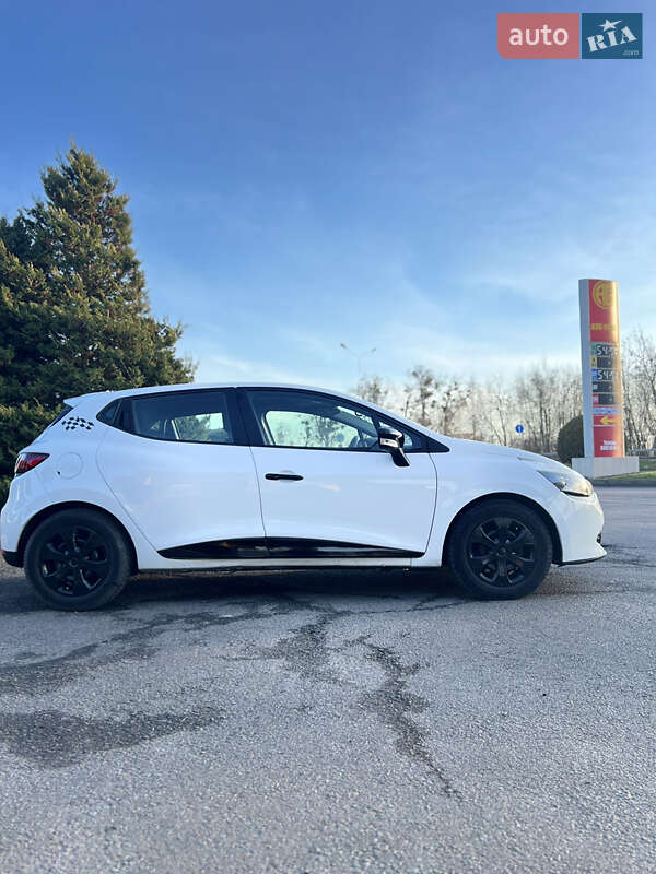 Хэтчбек Renault Clio 2014 в Луцке