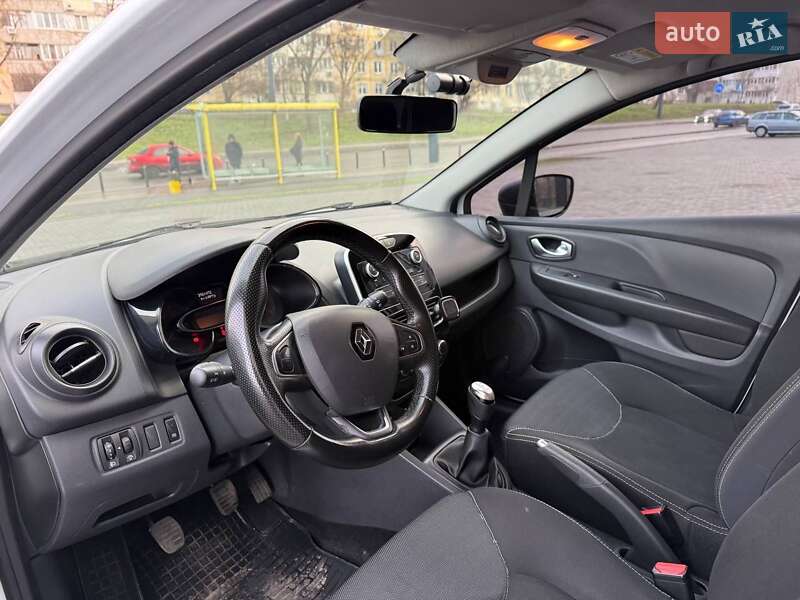 Универсал Renault Clio 2017 в Днепре