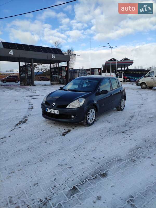 Хэтчбек Renault Clio 2007 в Коломые фото 7 Хэтчбек Renault Clio 2007 в Коломые