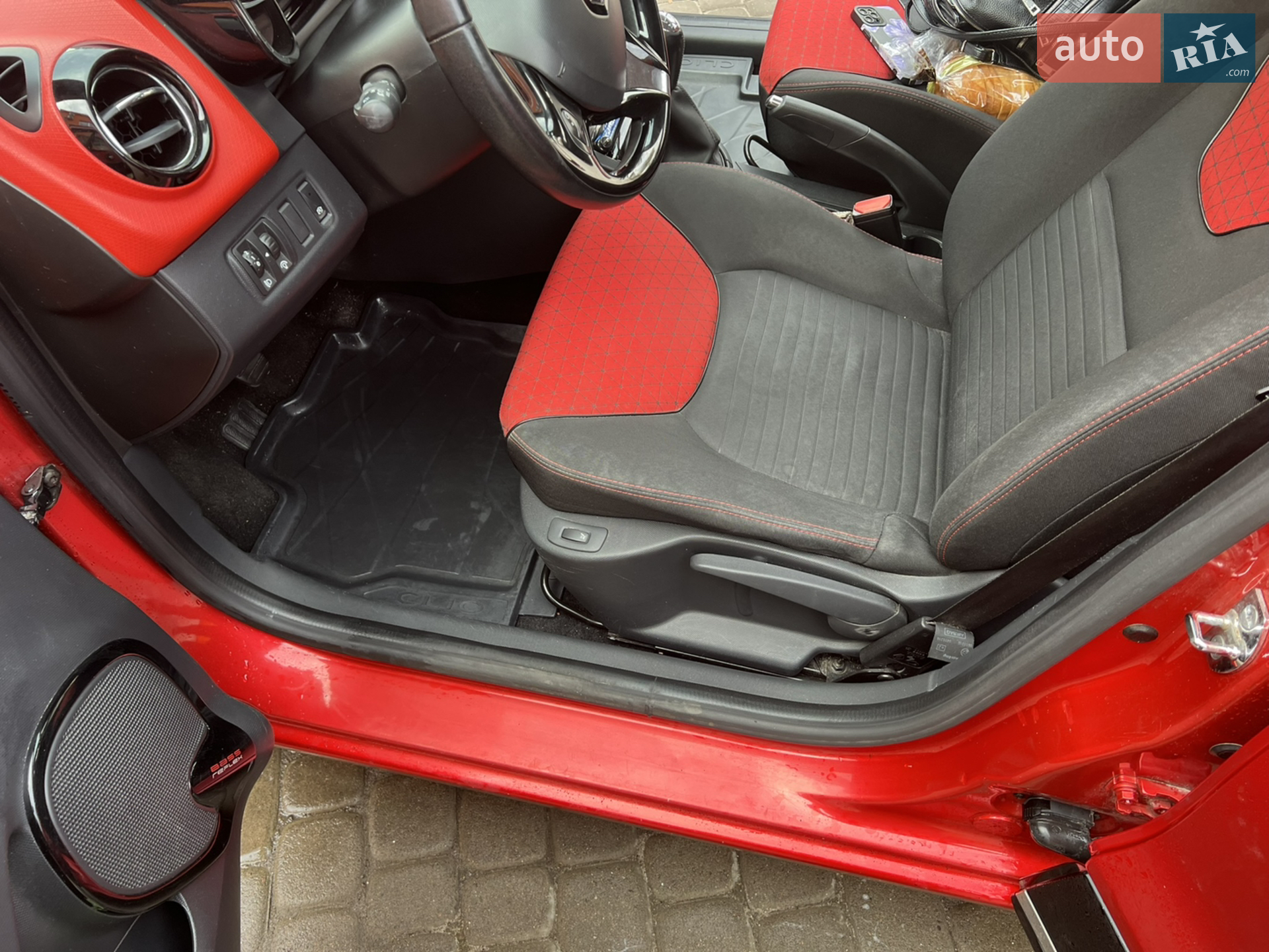 2012 Renault Clio - мініатюра 12