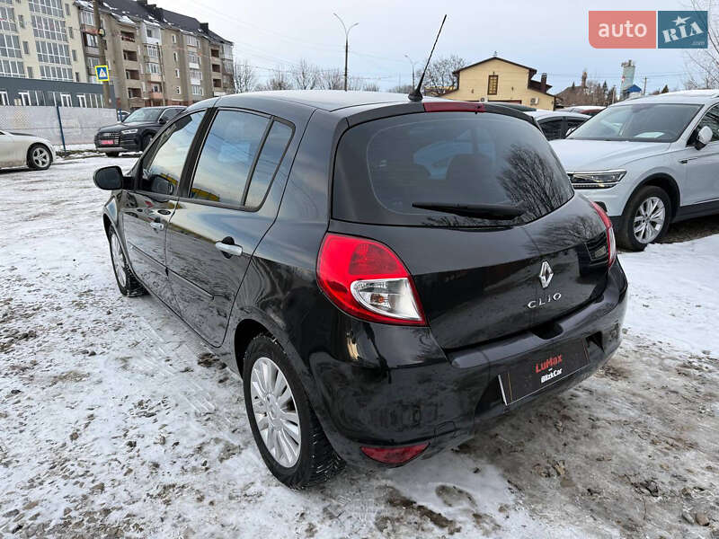 Хэтчбек Renault Clio 2011 в Коломые фото 4 Хэтчбек Renault Clio 2011 в Коломые