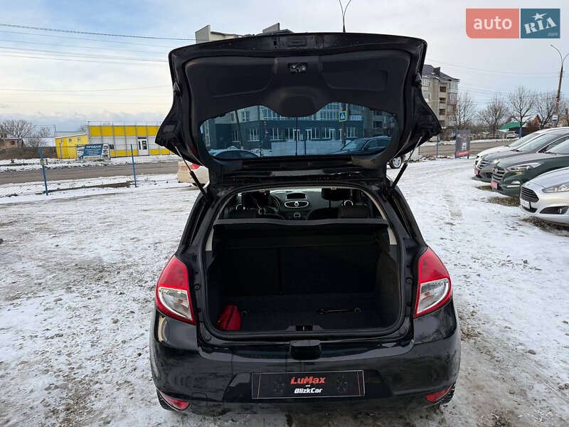 Хэтчбек Renault Clio 2011 в Коломые фото 28 Хэтчбек Renault Clio 2011 в Коломые