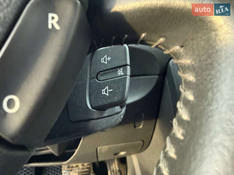 Хэтчбек Renault Clio 2011 в Коломые фото 35 Хэтчбек Renault Clio 2011 в Коломые