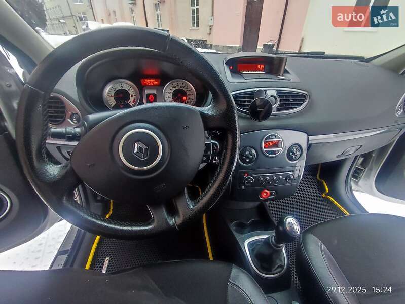 Универсал Renault Clio 2009 в Львове фото 3 Универсал Renault Clio 2009 в Львове