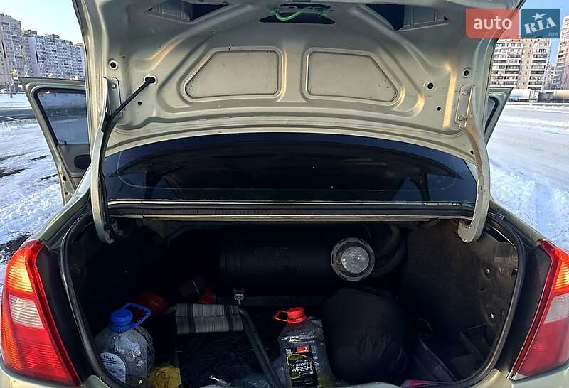 Хетчбек Renault Clio 2004 в Києві