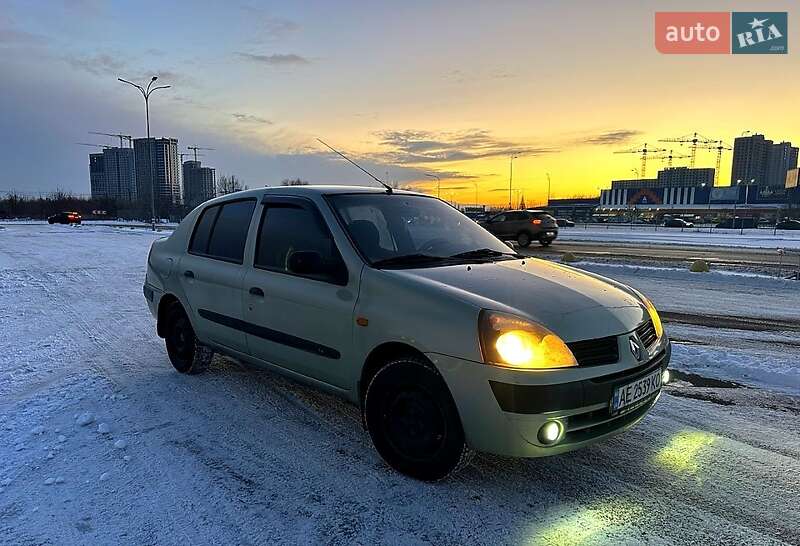 Хетчбек Renault Clio 2004 в Києві