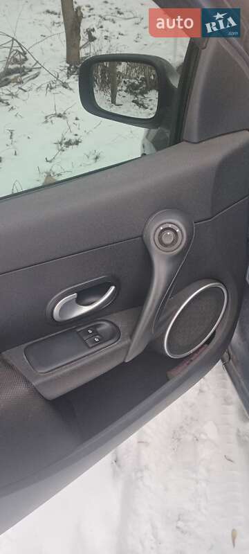 Універсал Renault Clio 2009 в Бродах