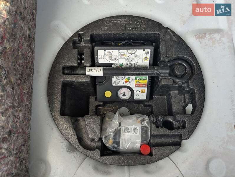 Хетчбек Renault Clio 2013 в Шостці