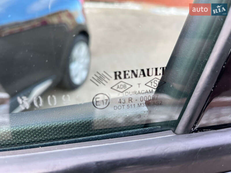 Хэтчбек Renault Clio 2013 в Луцке