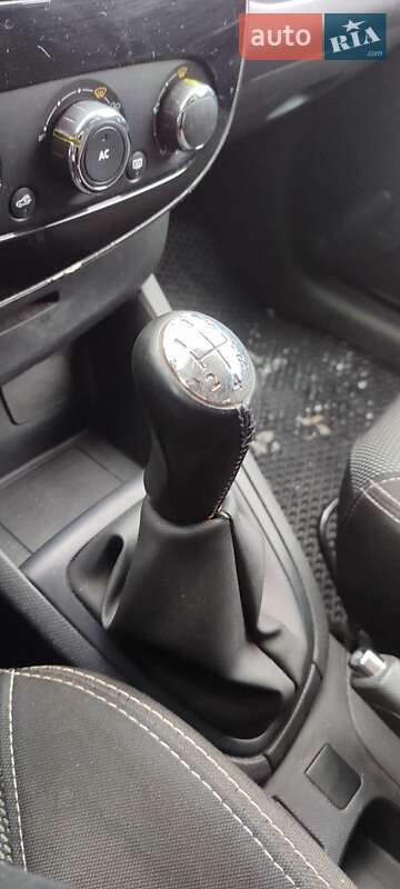 Хетчбек Renault Clio 2013 в Шостці