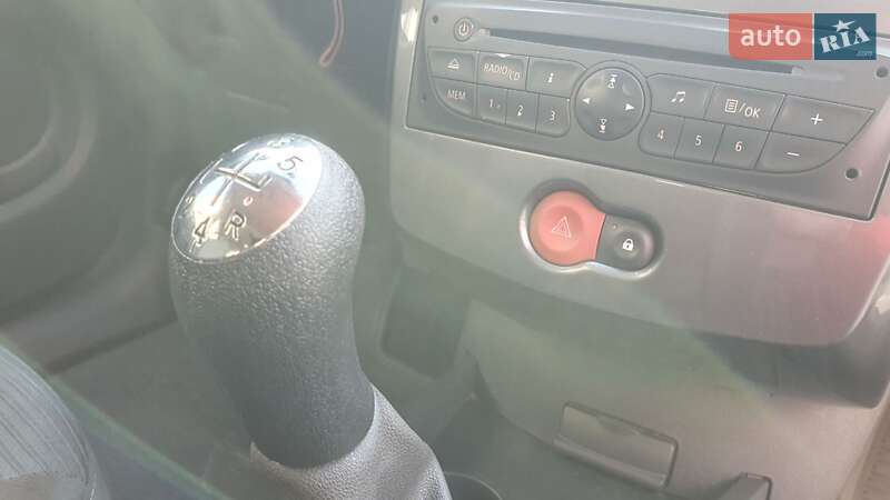 Хэтчбек Renault Clio 2012 в Киеве