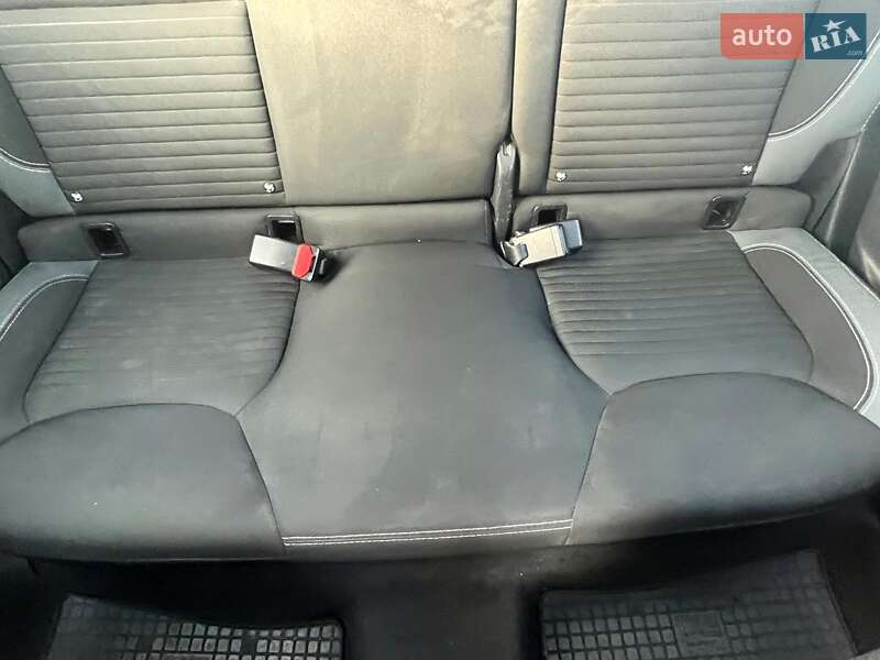 Хэтчбек Renault Clio 2016 в Киеве