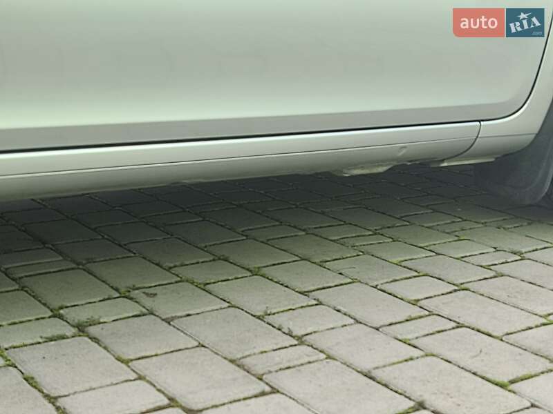 Универсал Renault Clio 2008 в Черновцах