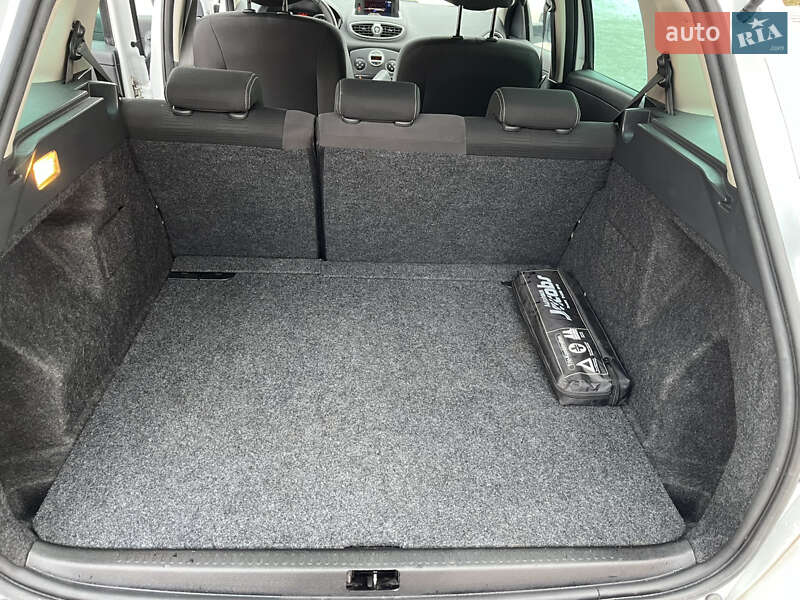 Универсал Renault Clio 2010 в Шепетовке