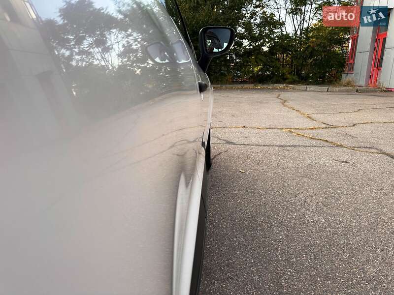 Хэтчбек Renault Clio 2013 в Запорожье