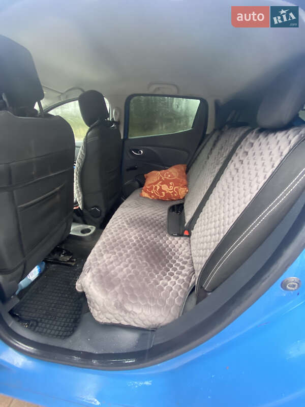 Хэтчбек Renault Clio 2013 в Новом Роздоле фото 3 Хэтчбек Renault Clio 2013 в Новом Роздоле