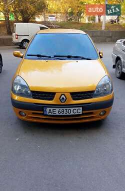 Хетчбек Renault Clio 2003 в Дніпрі